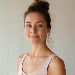 Instructrice Pilates certifiée matwork et reformer